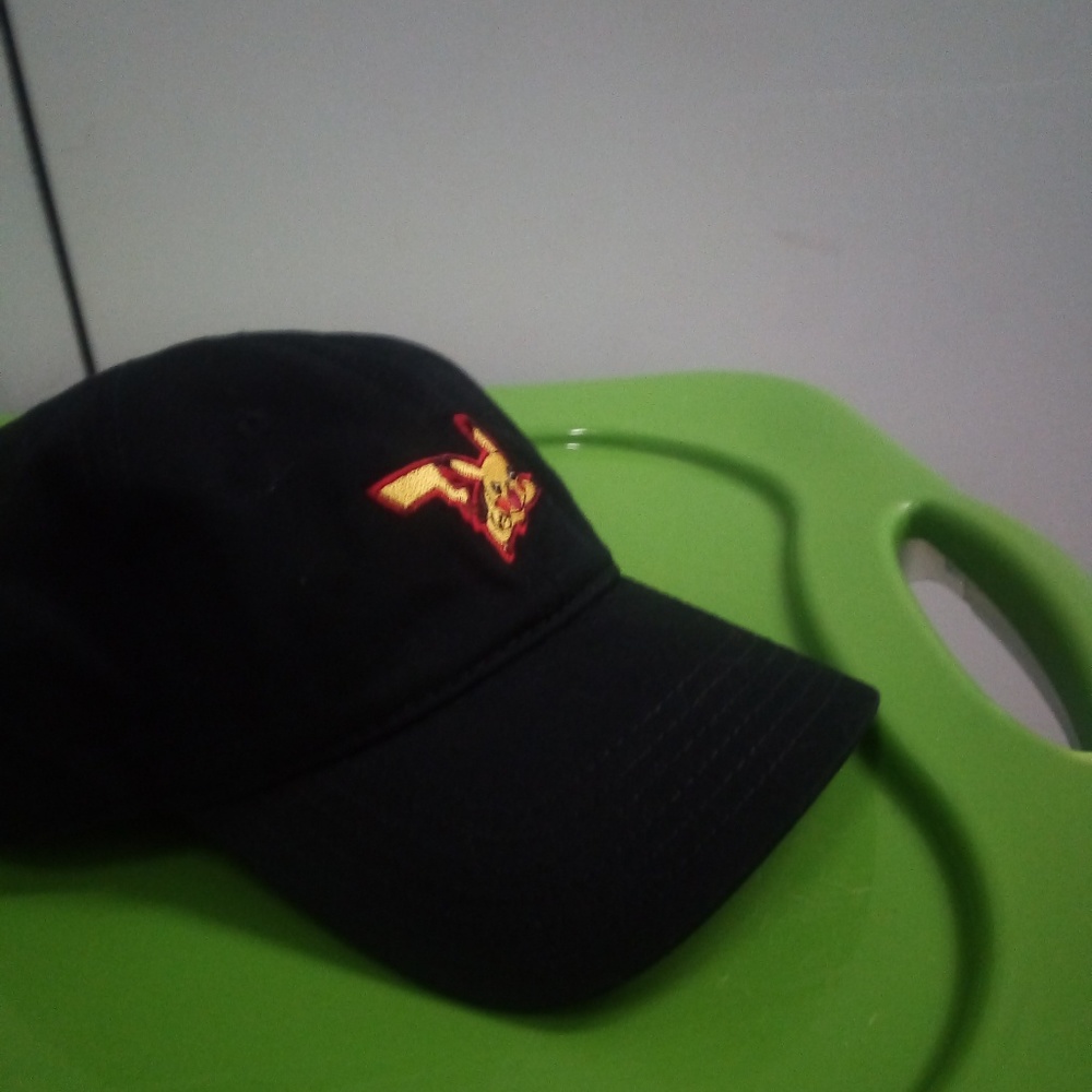 Pikachu Hat - Picture 2 of 4